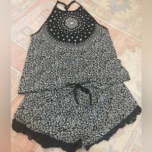 Band of Gypsies Matching Set with lace trim